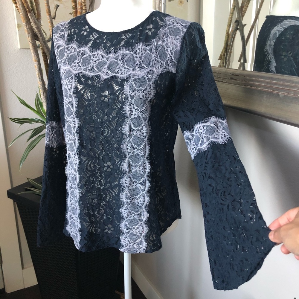LOFT Long Bell Sleeve Blue Lace Shirt Blouse Sz XS